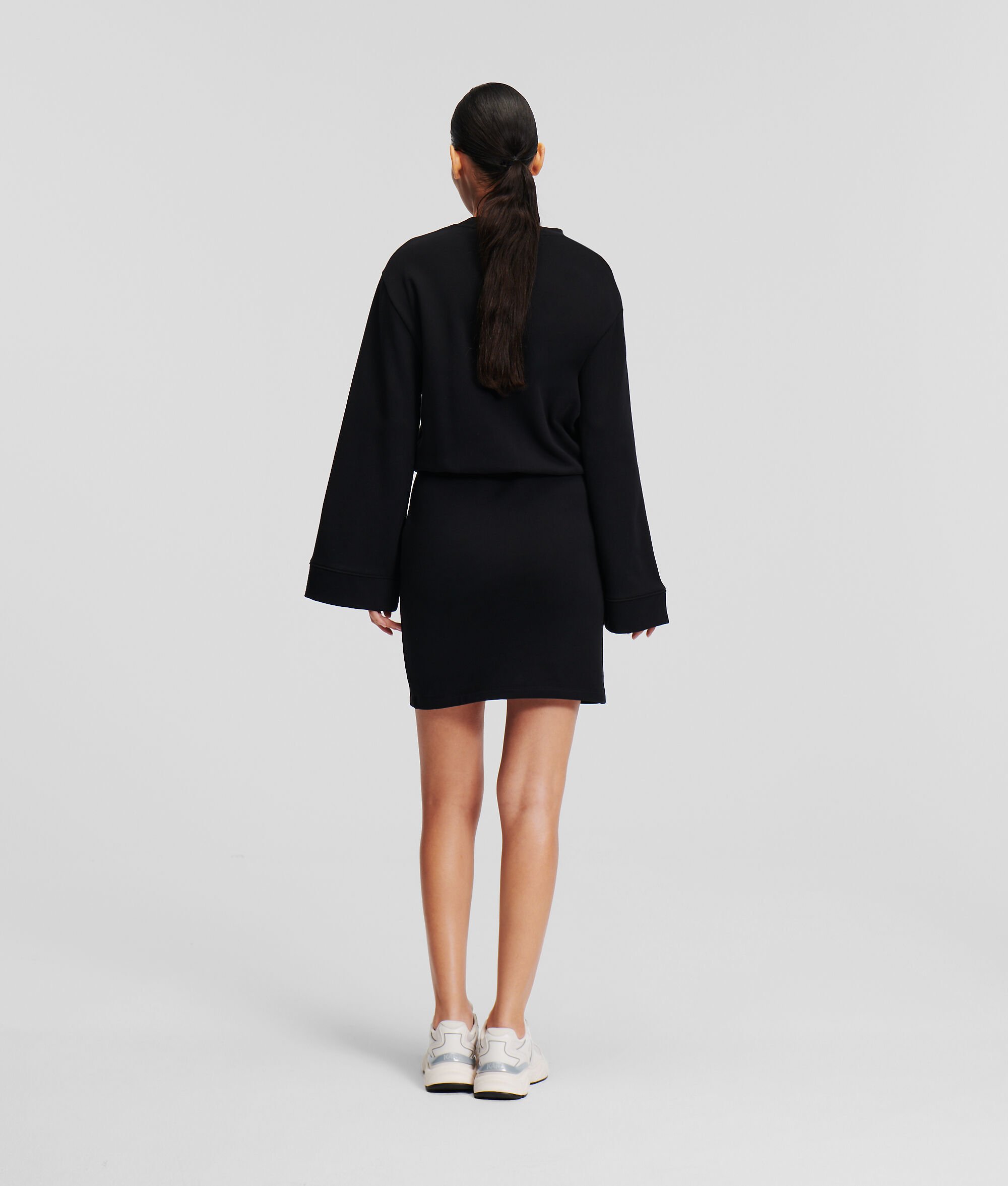 (image for) Smooth-Running Wide-Sleeve Sweat Dress